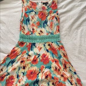 Floral print dress